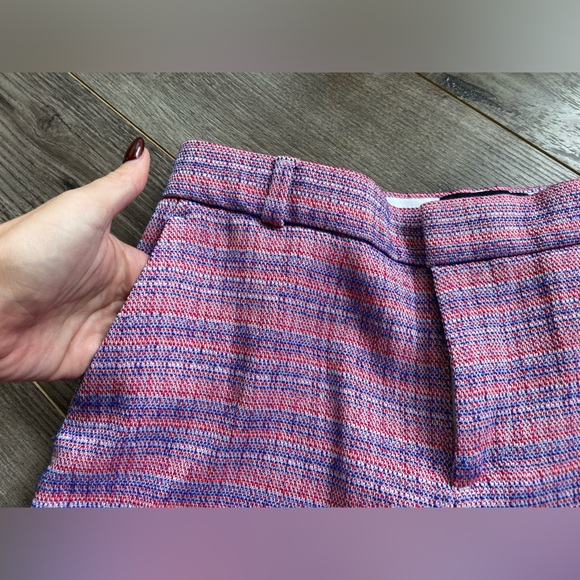 Banana Republic tailored pink and purple tweed shorts. 4.5” inseam high rise - Picture 5 of 13